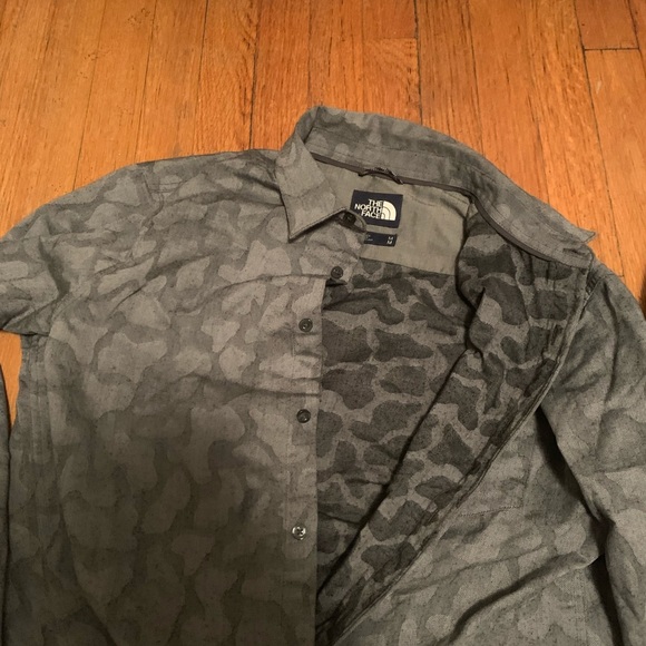 Northface Mens Stylish Dress-Casual Shirt Size M - Picture 5 of 5